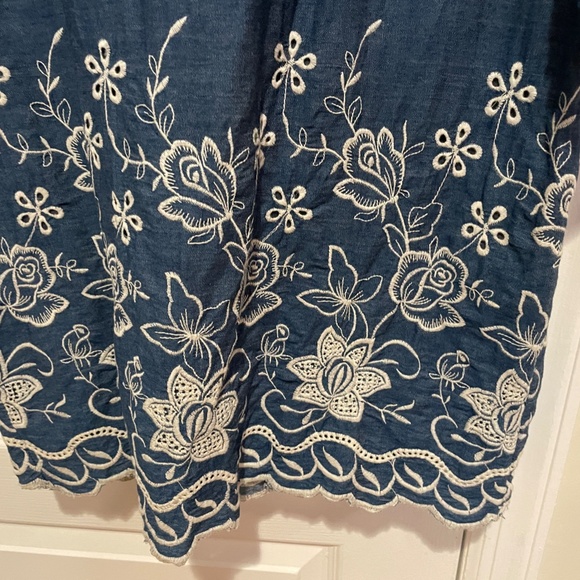 Chetta B dress. - Picture 3 of 4